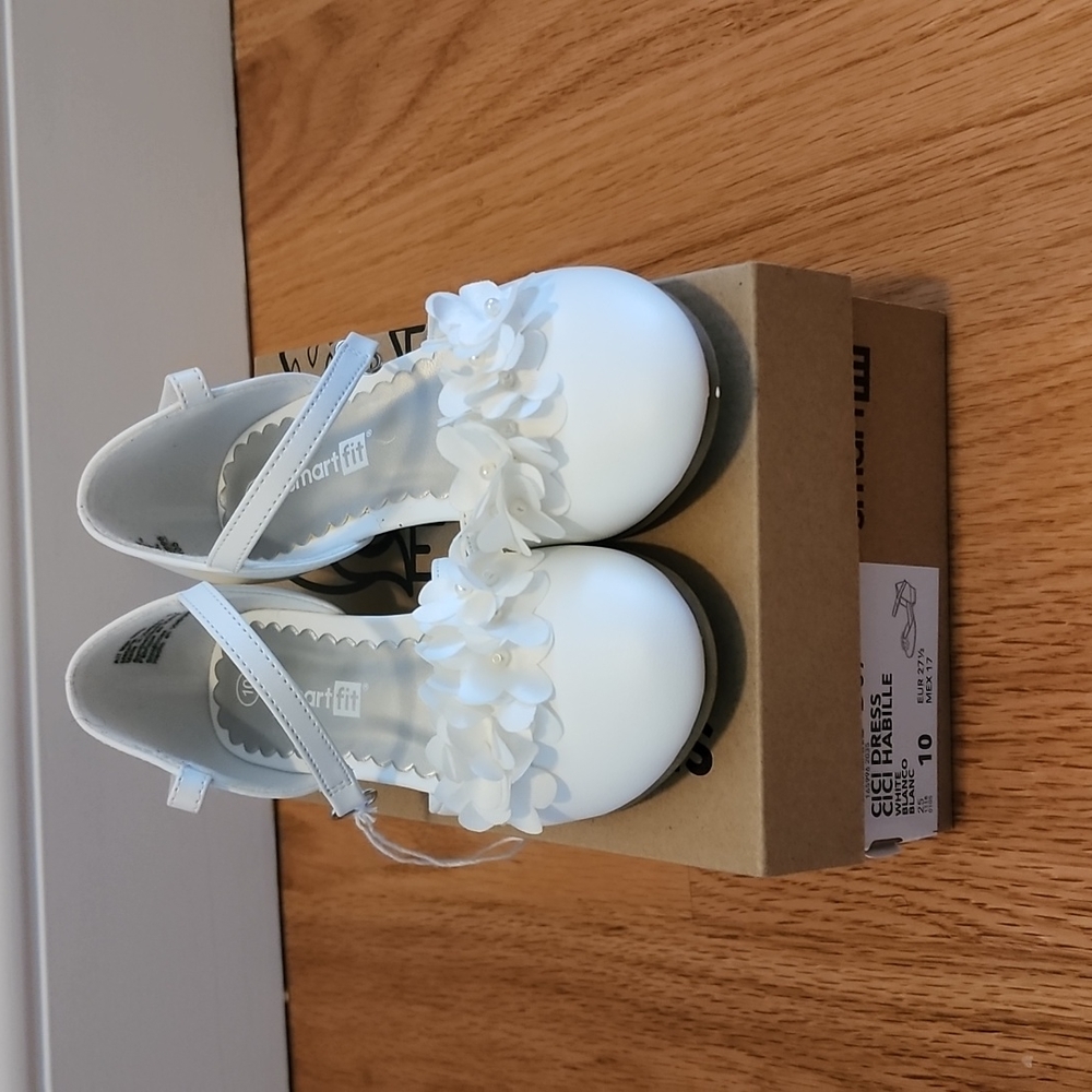 White Smartfit Dress shoes